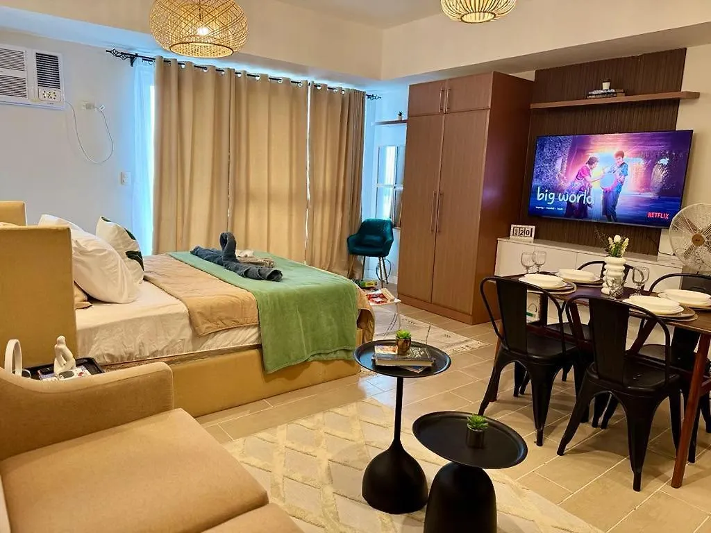Apartment Cozy Staycation Venice With Balcony Mckinley Near Bgc Manila Philippines
